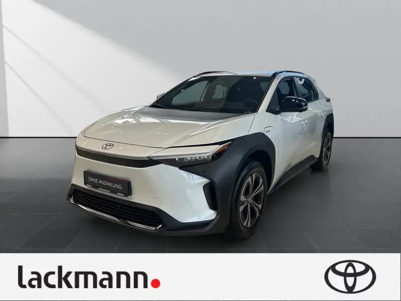 TOYOTA Bz4x