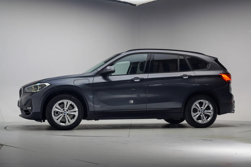 BMW X1 xDrive 25e Executive Aut. [ LED Trekhaak Navi prof — photo 2