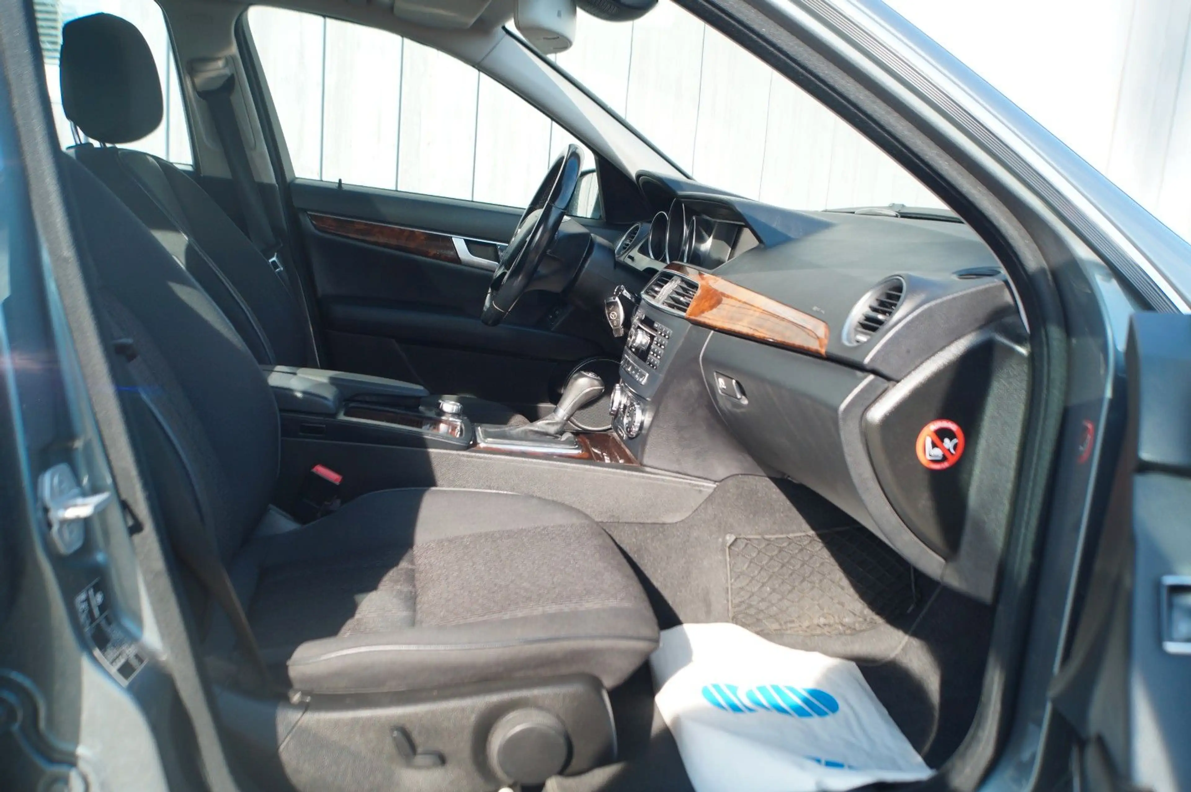 Mercedes-Benz C 250 CGI BlueEfficiency|Autom.|AHK|NAVI| — photo 12