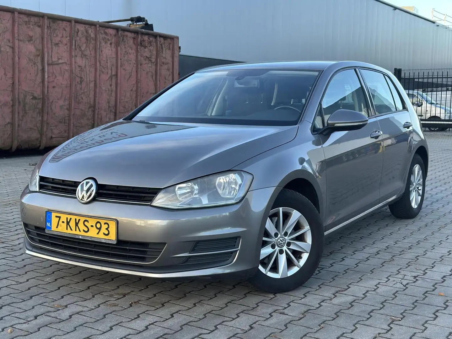 Volkswagen Golf 1.2 TSI Comfortline CRUISE AIRCO NAVI 2XSLEU Grijs - 1