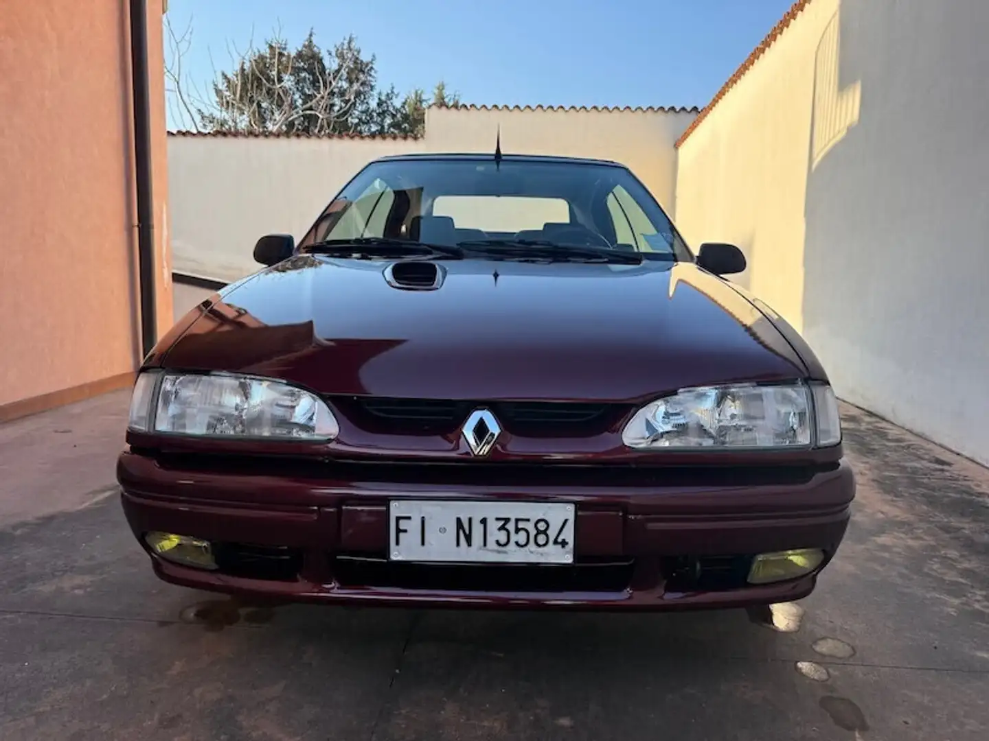 Renault R 19 19 1.8 SPI cat Cabriolet Rot - 2