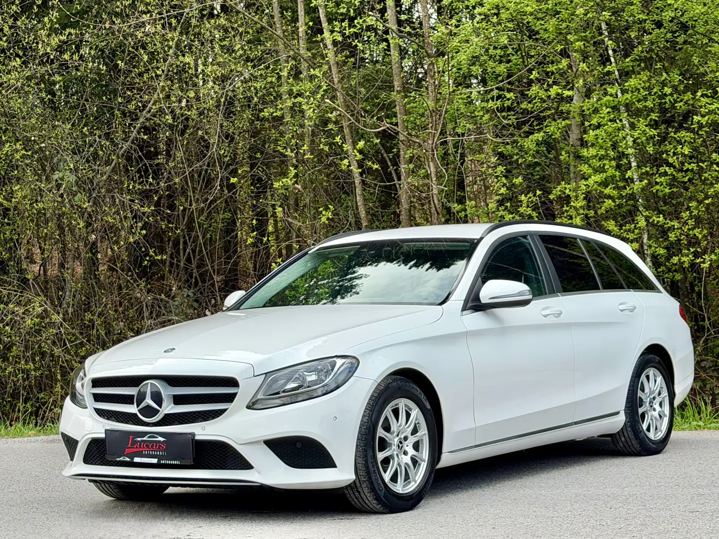 Mercedes-Benz C 180 d T Aut. *NAVI*RF-KAMERA*TEMPOMAT*1.Besitz*TOP Weiß - 1