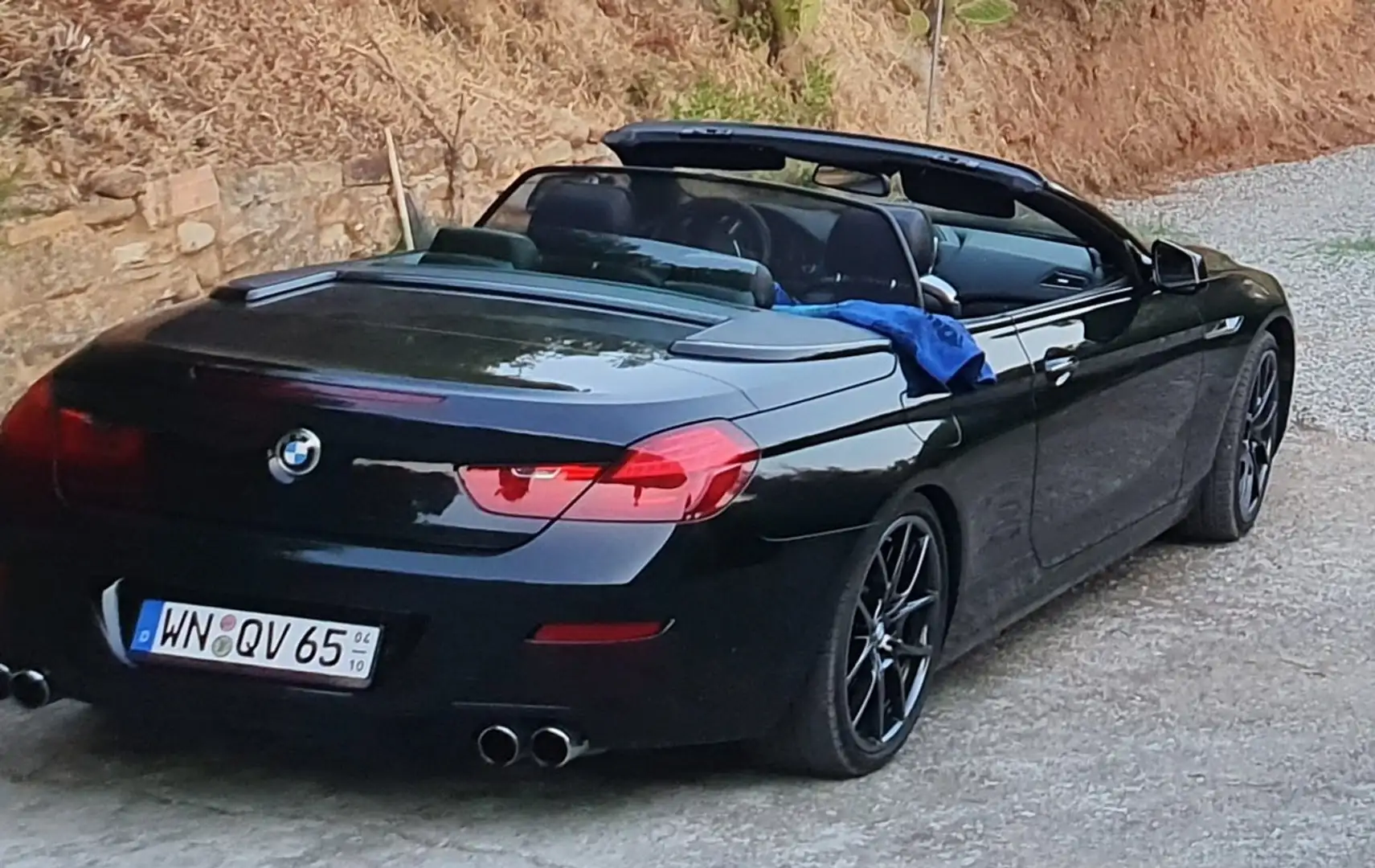 BMW 650 650i Cabrio crna - 1