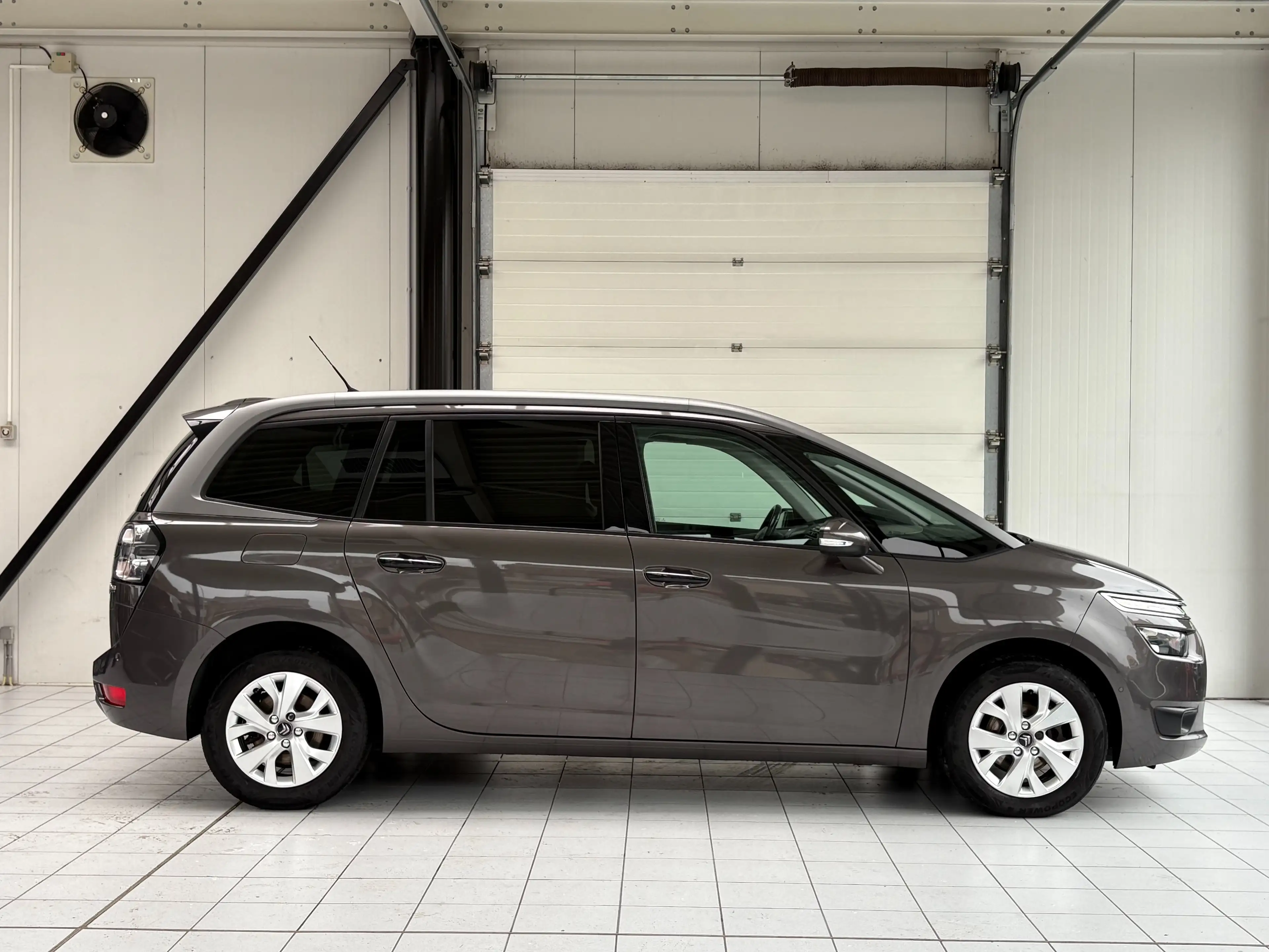 Citroen C4 Picasso 1.6 BlueHDi *7PLACES * GPS * CAMERA * JANTES * — photo 6