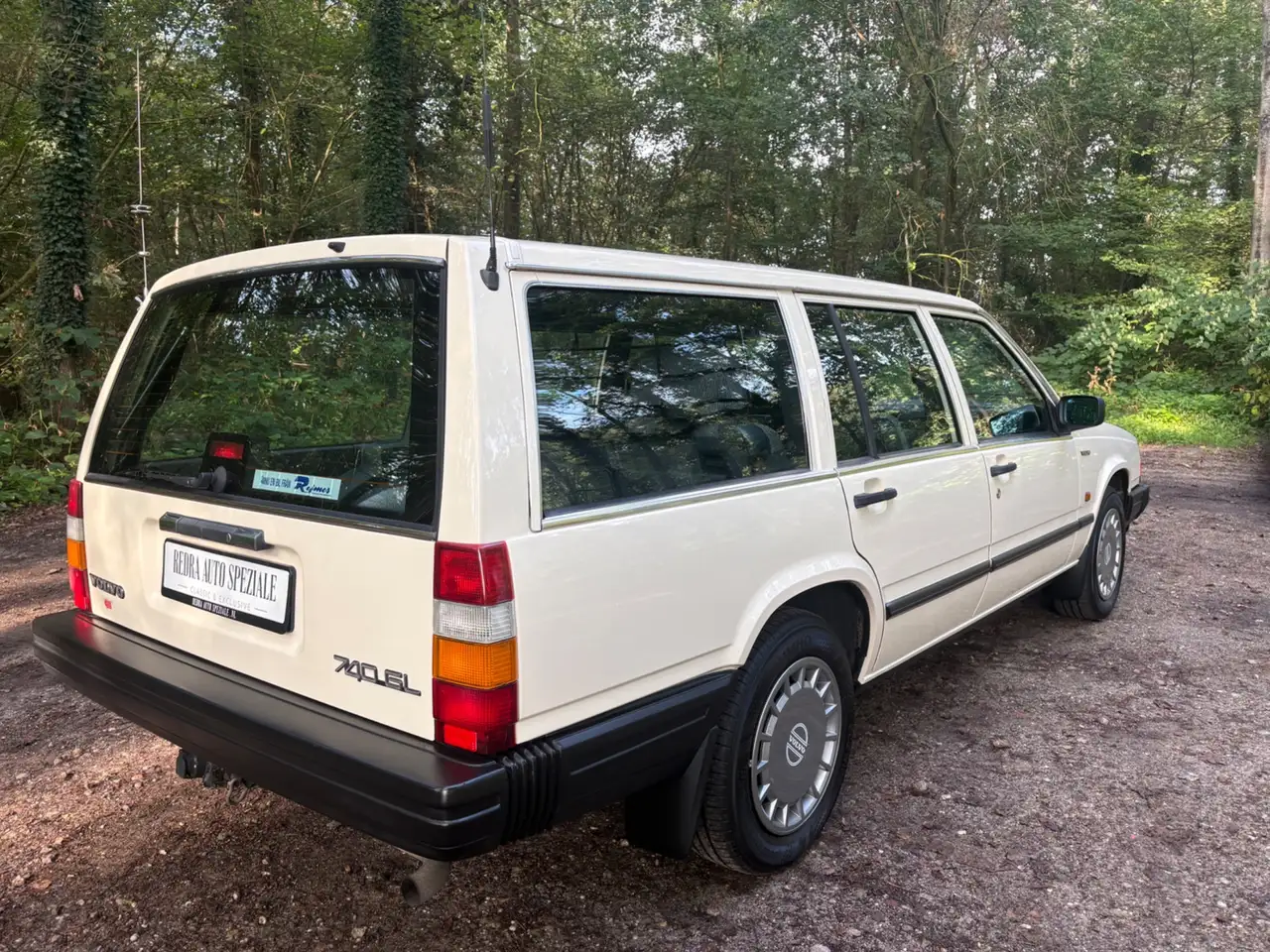 VOLVO 745-883 GI Slechts 54.000 km in perfecte sta, foto 8
