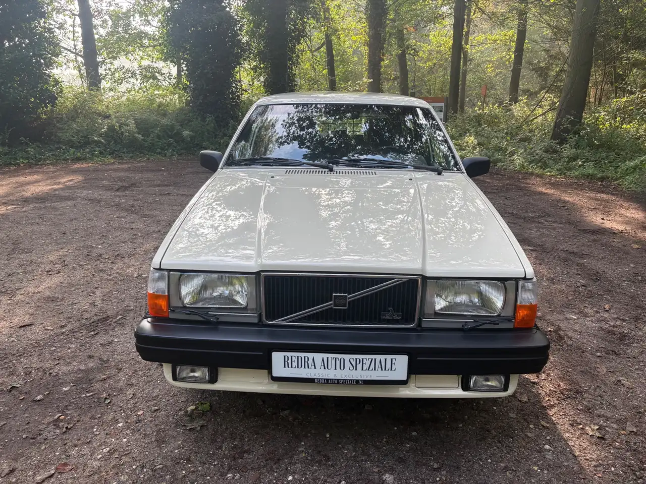 VOLVO 745-883 GI Slechts 54.000 km in perfecte sta, foto 3
