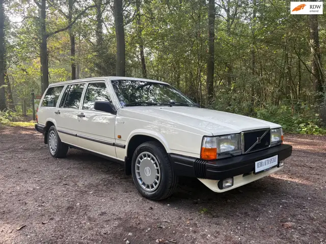 Volvo 745 VOLVO 745-883 GI Slechts 54.000 km in perfecte sta