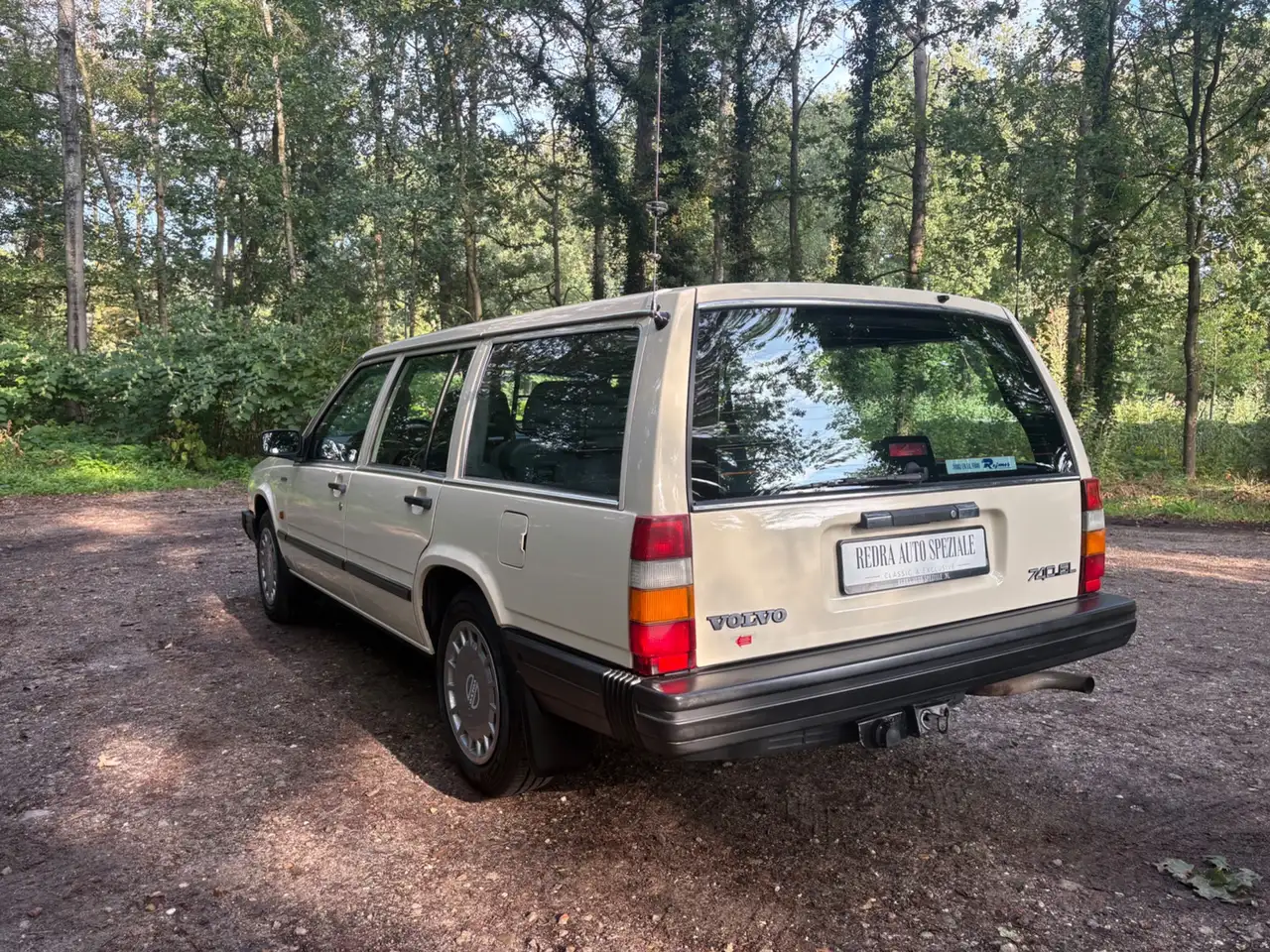 VOLVO 745-883 GI Slechts 54.000 km in perfecte sta, foto 6