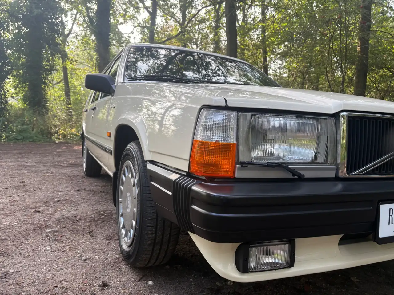 VOLVO 745-883 GI Slechts 54.000 km in perfecte sta, foto 10