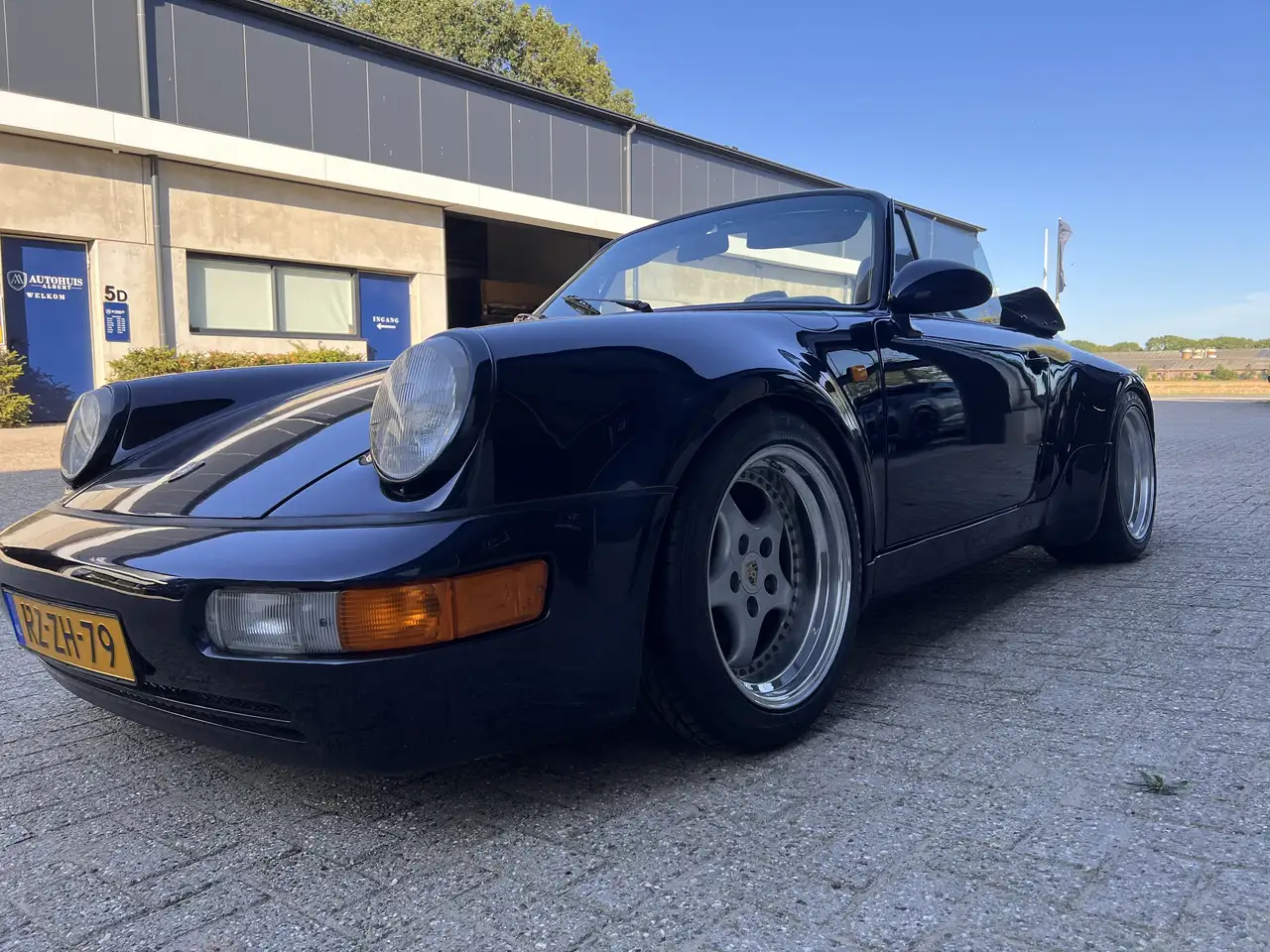 Porsche 964 Turbo Look 3.2 Cabriolet, foto 2