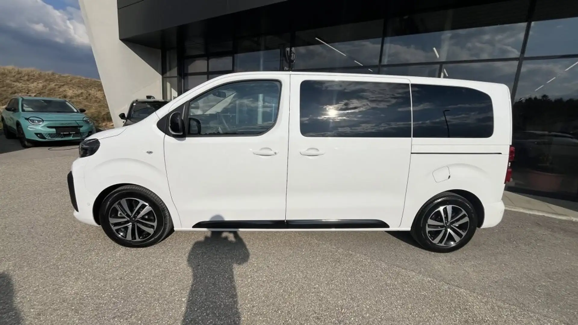 Peugeot Traveller Premium BlueHDi 180 Standard EAT8 Weiß - 2