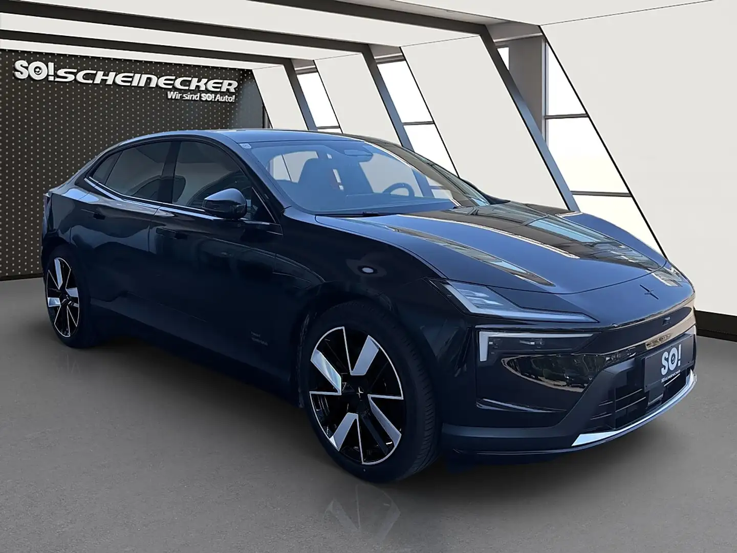 Polestar 4 Long Range 100kWh Dual Motor Plus Schwarz - 1