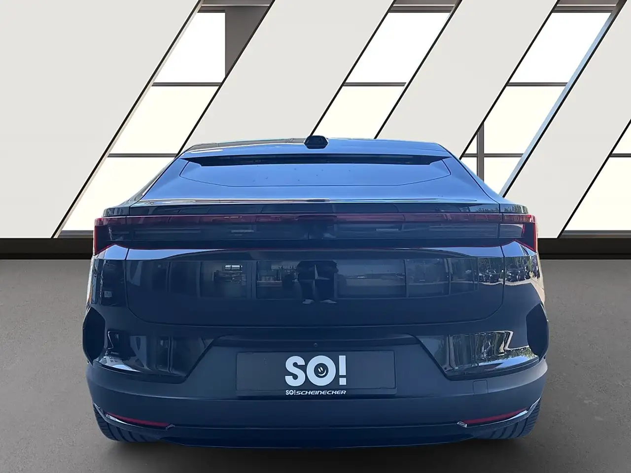 Polestar 4 2025