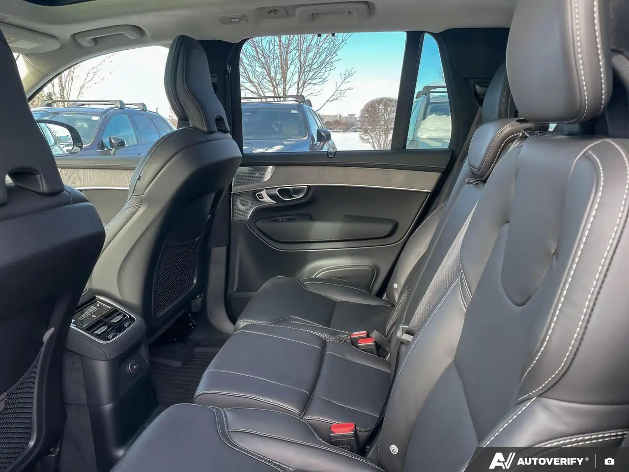 Volvo XC90 снимка Volvo XC90