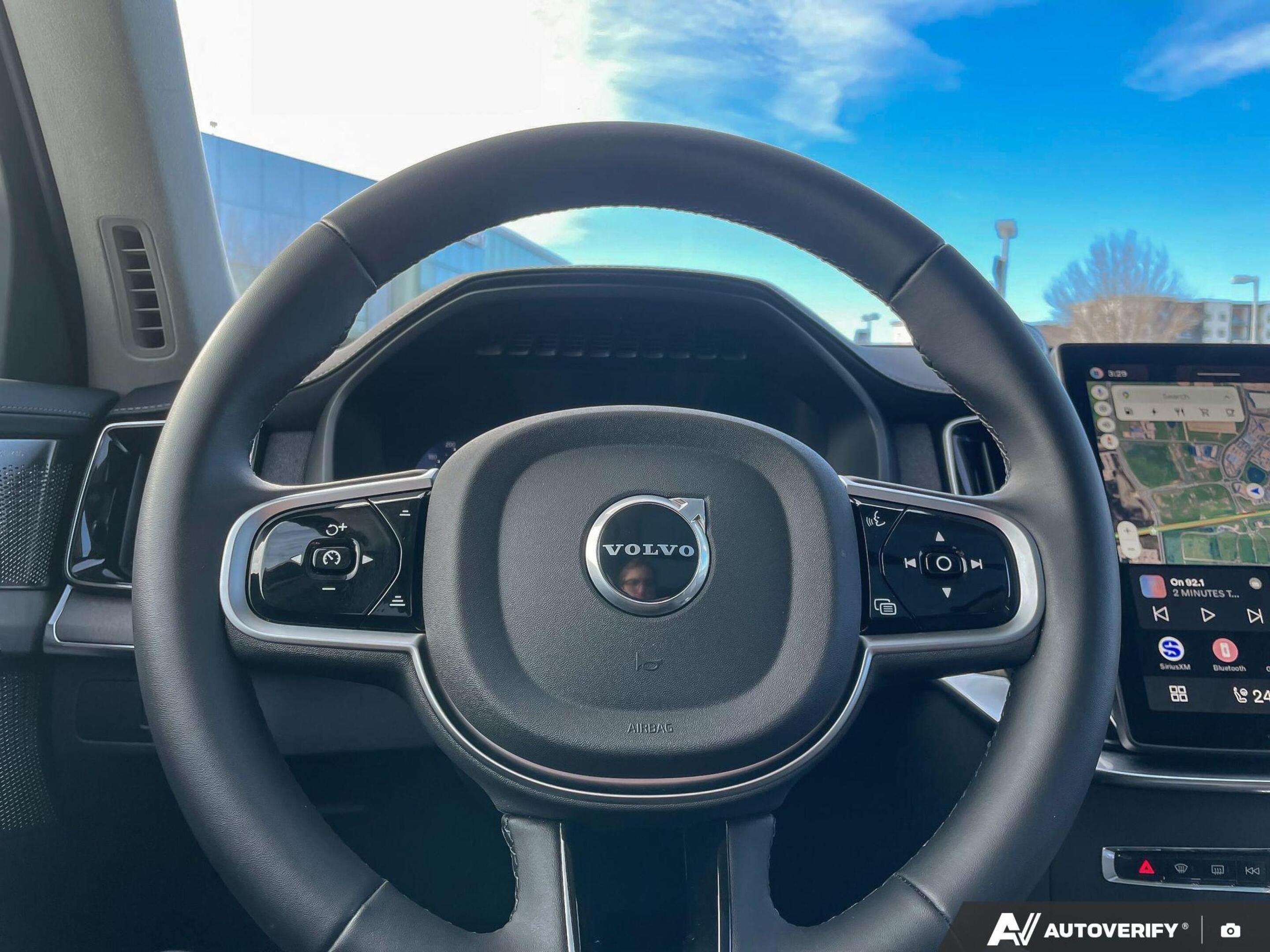 2026 Volvo XC90 T8 Ultra Dark Theme Massage | Bowers | Air Suspens thumb 15