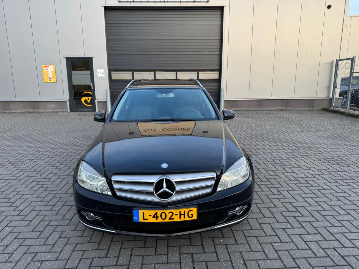 Mercedes-Benz C 180 Estate CGI BlueEFFICIENCY Business Class Avantgard Noir - 2