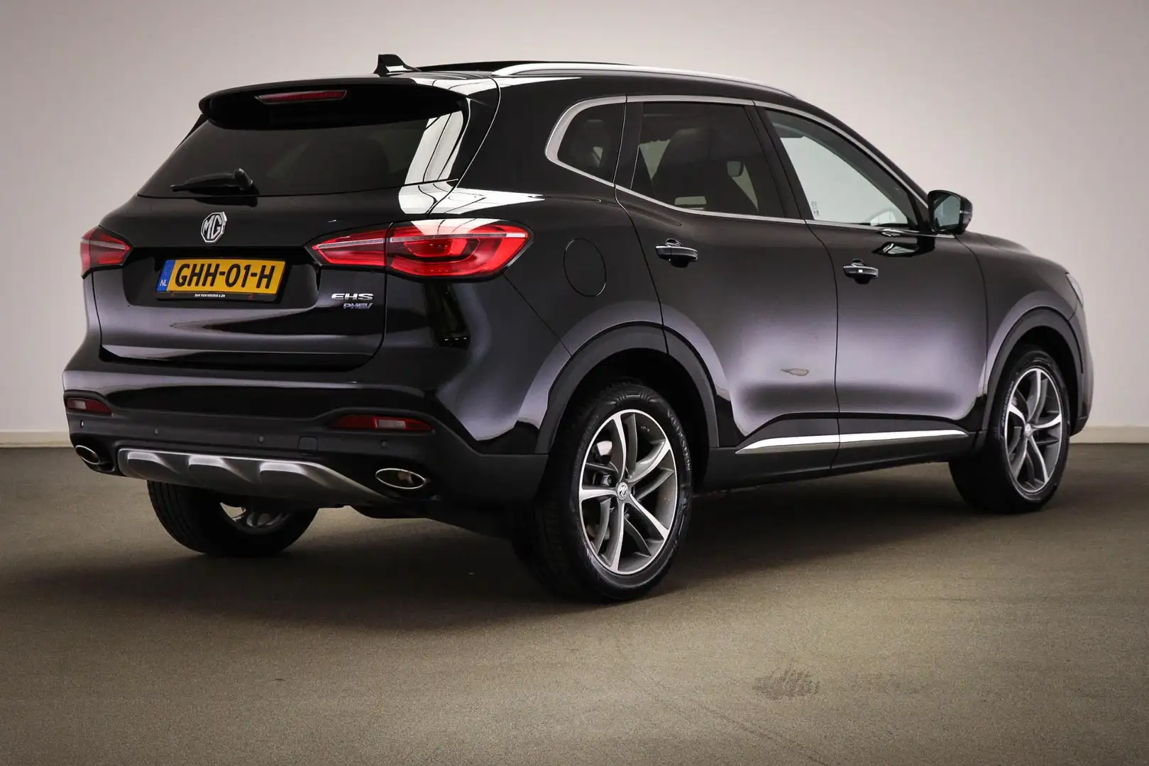 MG EHS 1.5 TGDI Luxury | PANORAMADAK | DAB | APPLE | 360 Zwart - 2