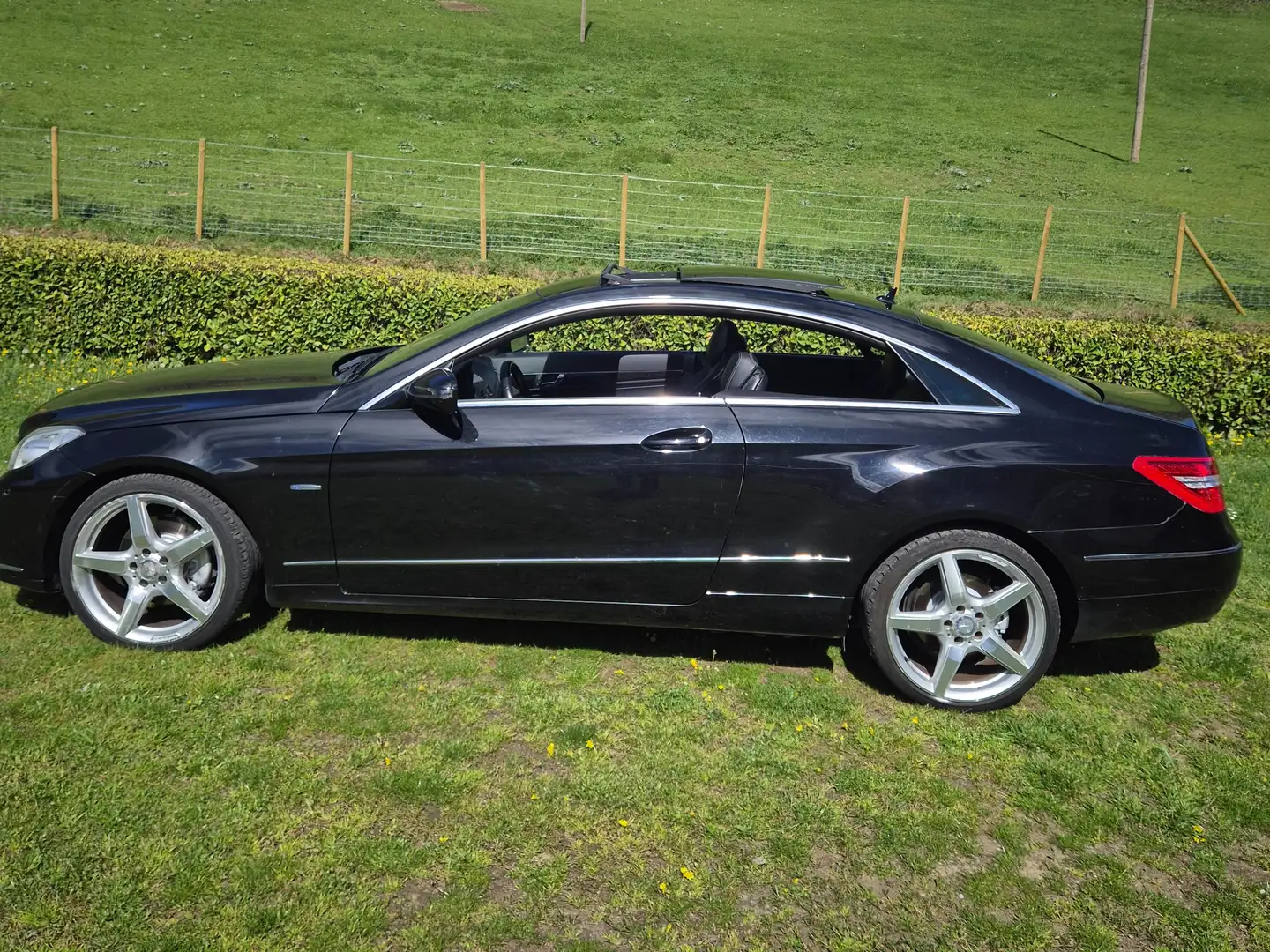 Mercedes-Benz E 350 E Cabrio 350CDI BE Aut. Negro - 1