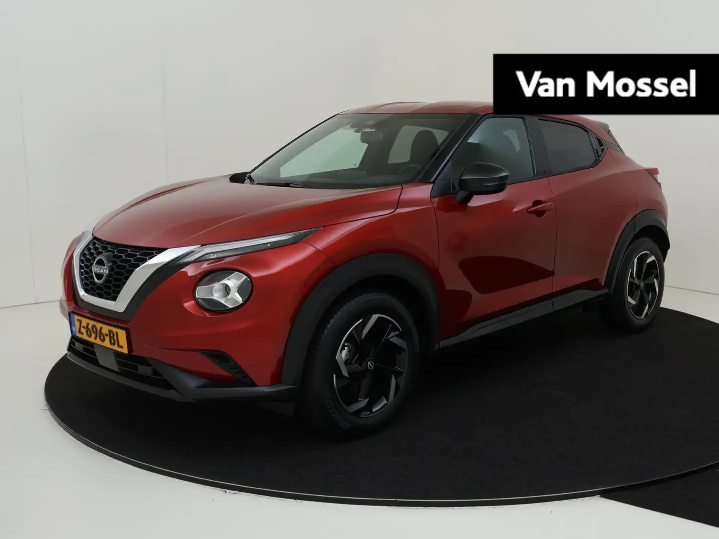 Nissan Juke 1.0 DIG-T N-Connecta 114PK | Navigatie via telefoo Rood - 1