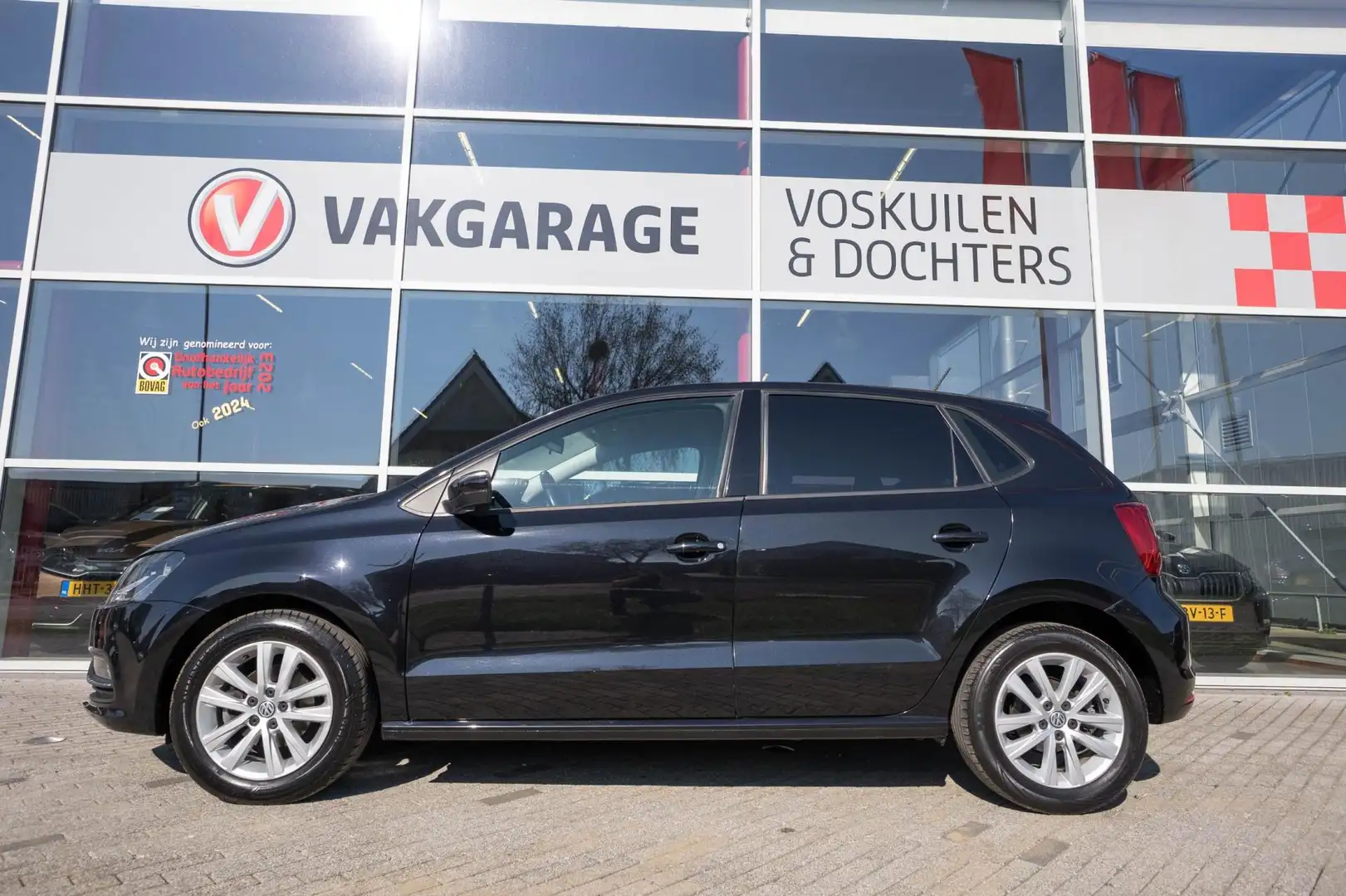 Volkswagen Polo 1.2 TSI Highline | Automaat | Cruise Control Zwart - 2