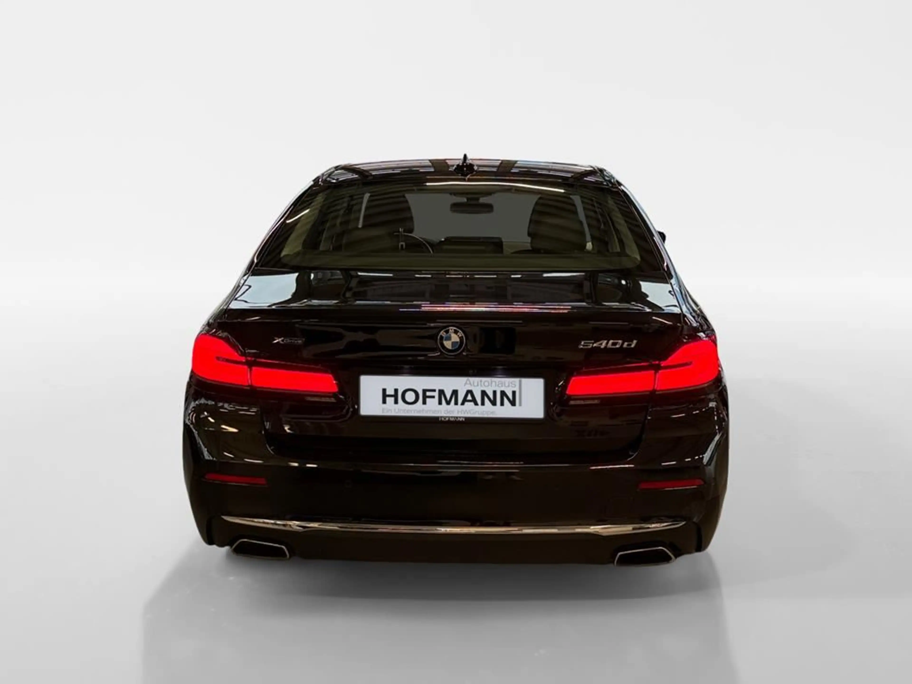 BMW 540 Luxury Line — photo 8