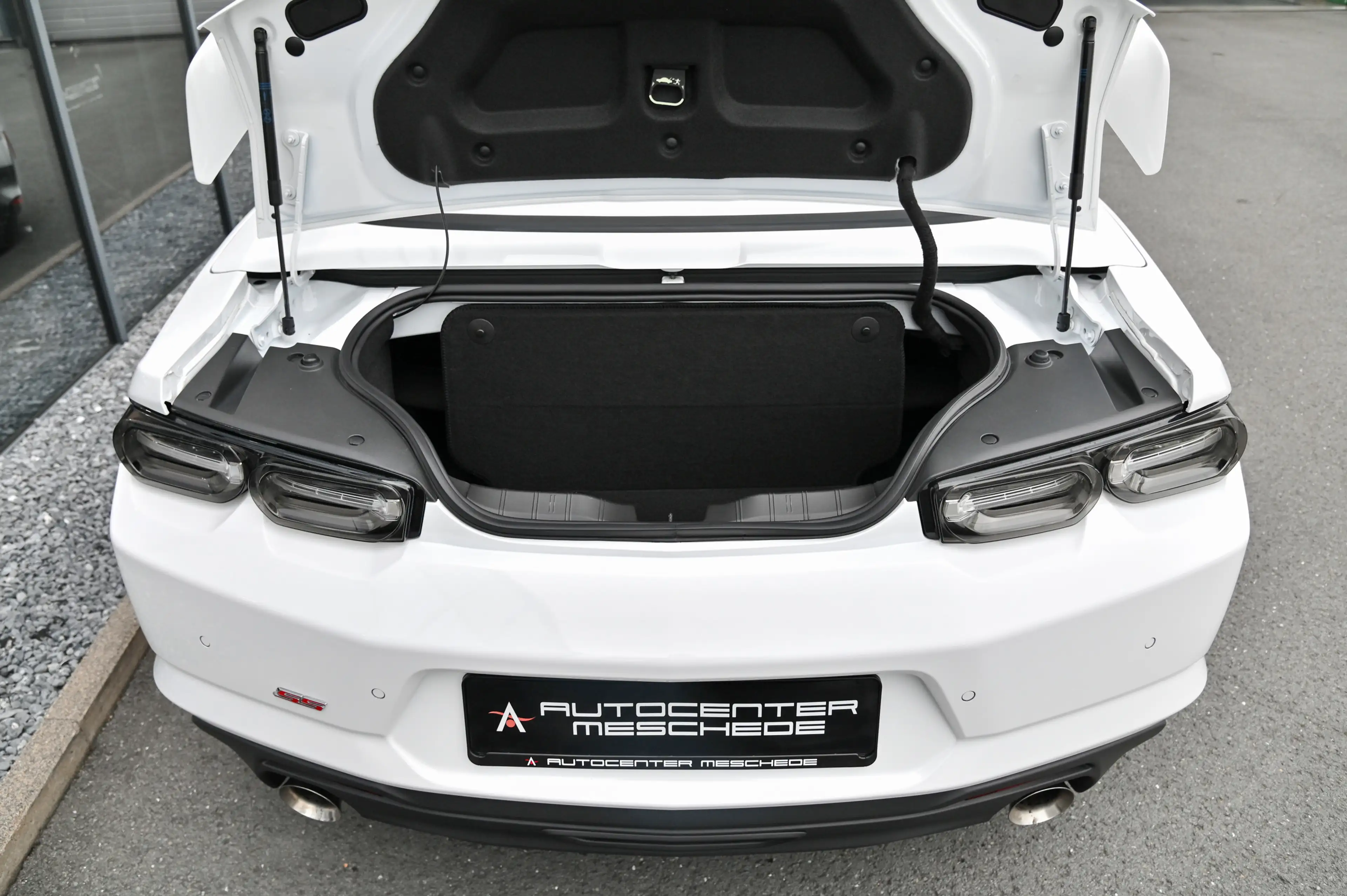 Chevrolet Camaro Cabrio 6.2 Magnetic Ride* HUD* Kamera* — photo 8