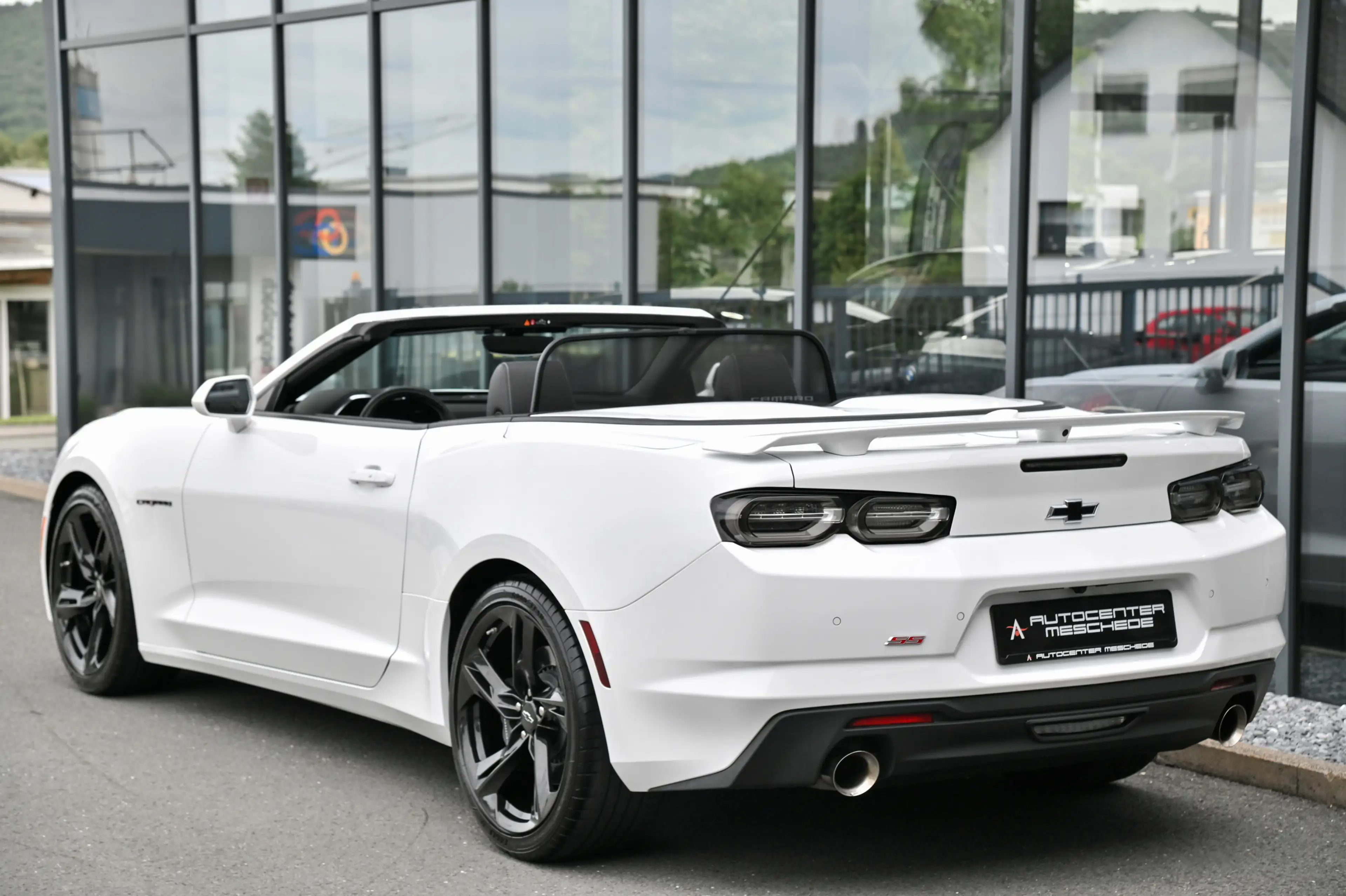 Chevrolet Camaro Cabrio 6.2 Magnetic Ride* HUD* Kamera* — photo 5