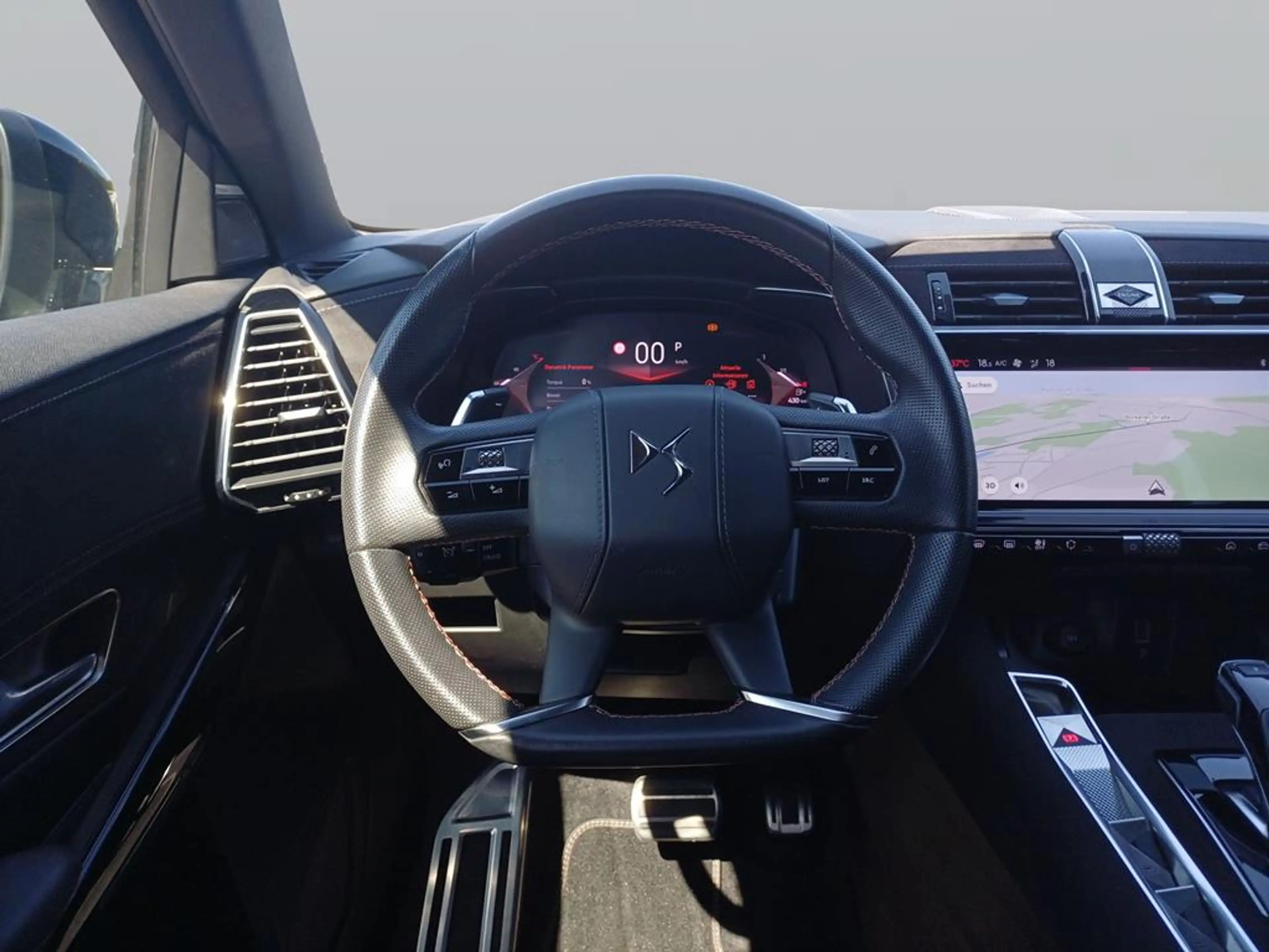 DS Automobiles DS 7 Performance Line + — photo 13