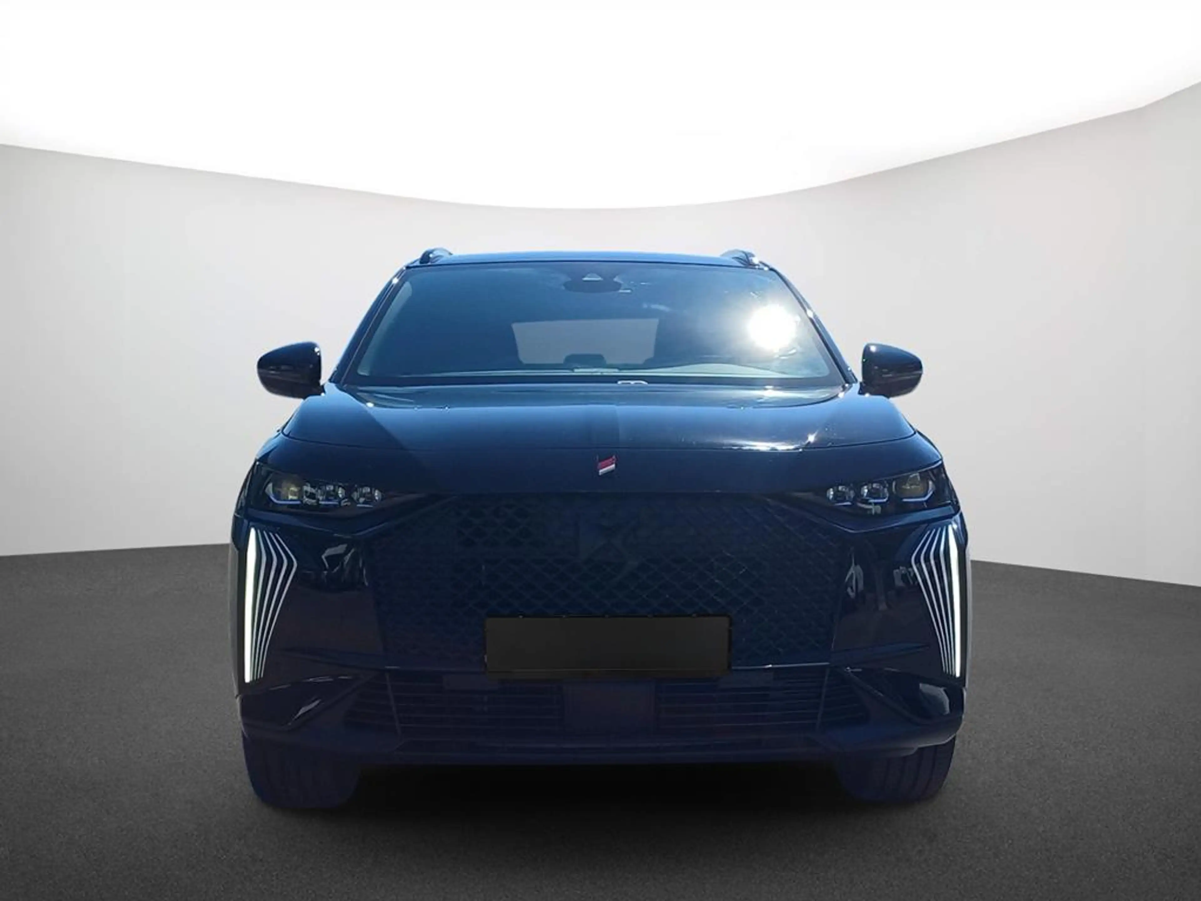 DS Automobiles DS 7 Performance Line + — photo 2