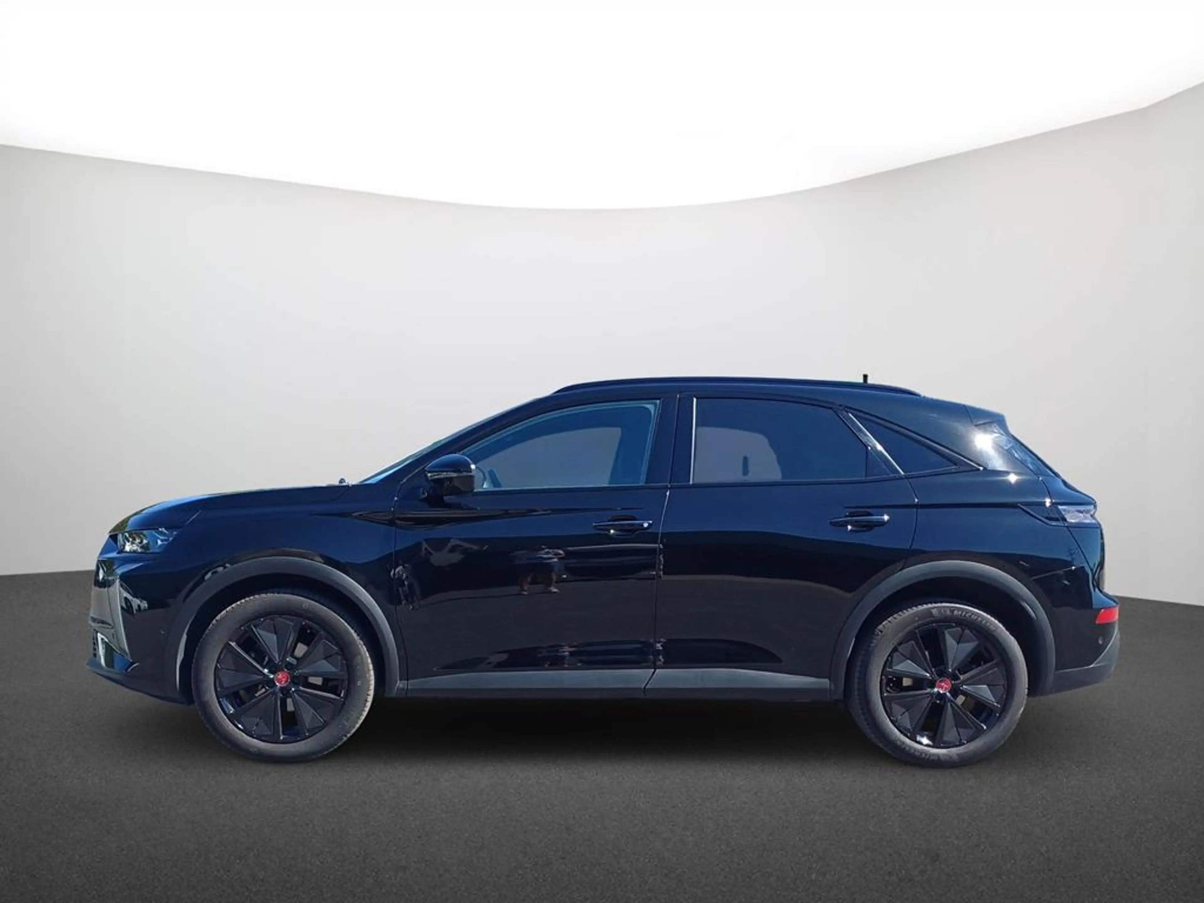 DS Automobiles DS 7 Performance Line + — photo 4
