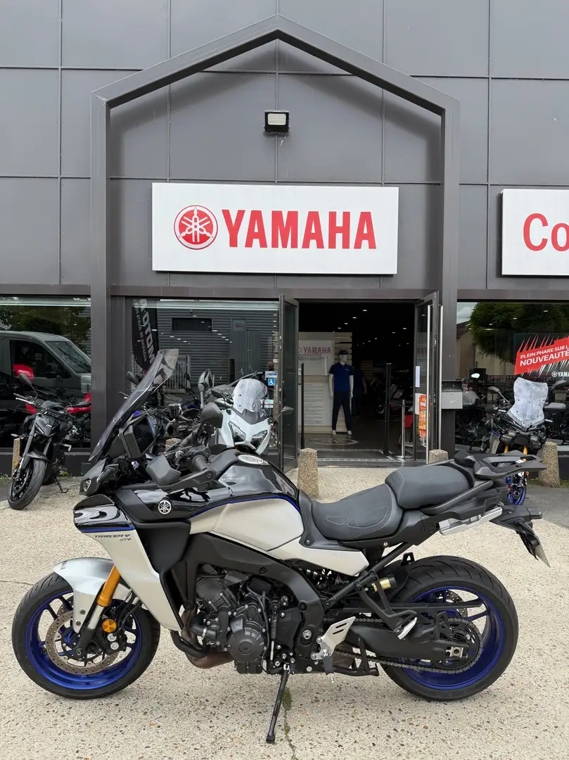 Yamaha Tracer 9 GT Šedá - 1