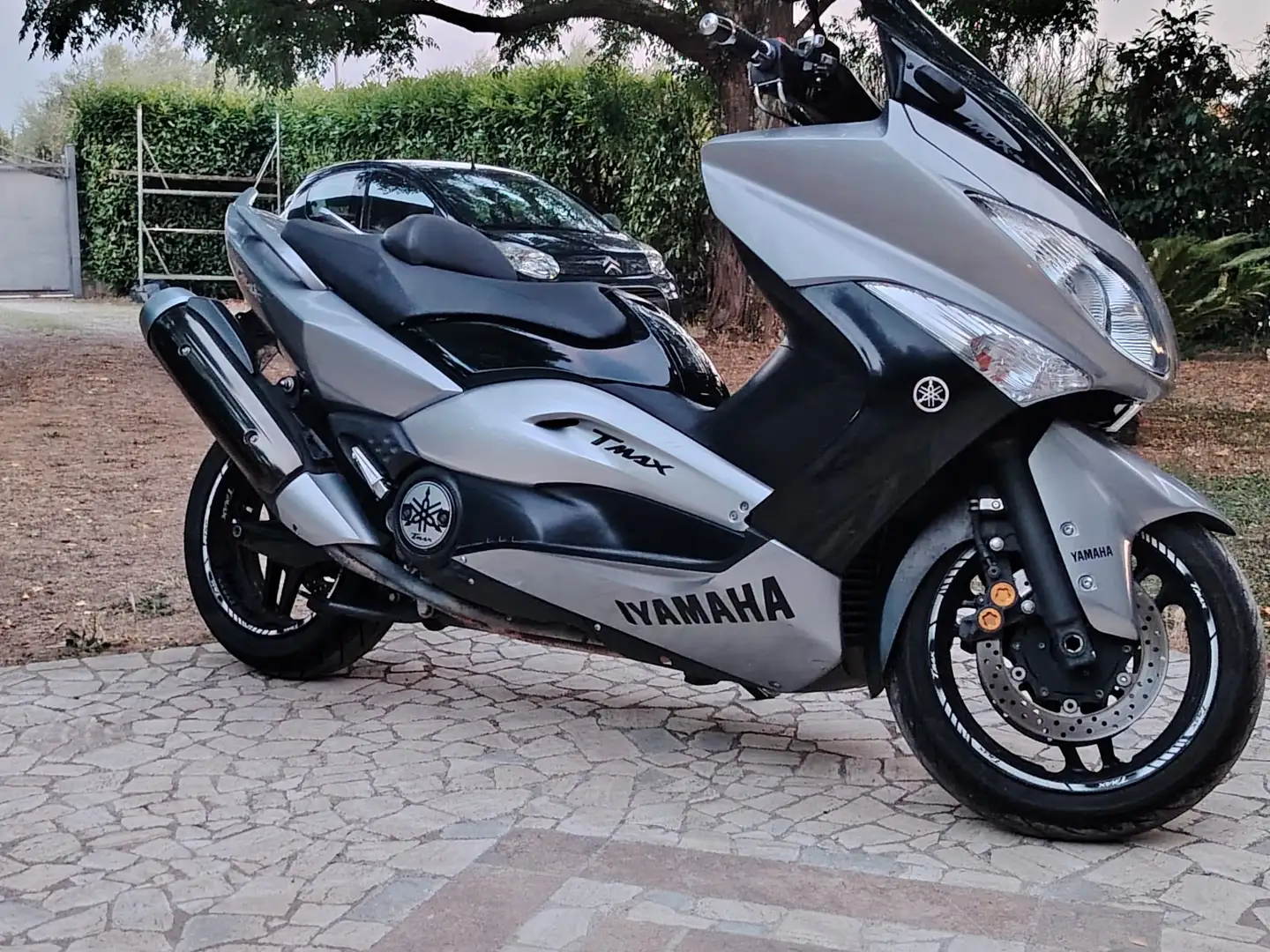 Yamaha TMAX 500 Grigio - 1
