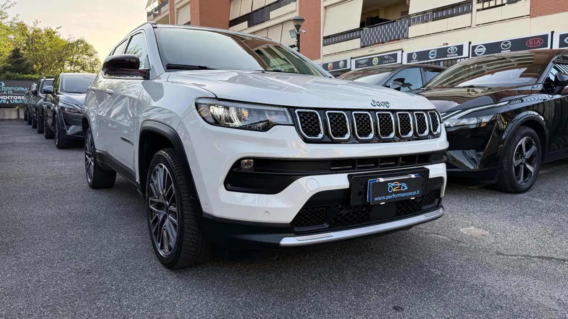 Jeep Compass 1.3T4 190CV PHEV AT6 4xe LIMITED*TETTO PANO*MY22 Blanc - 2