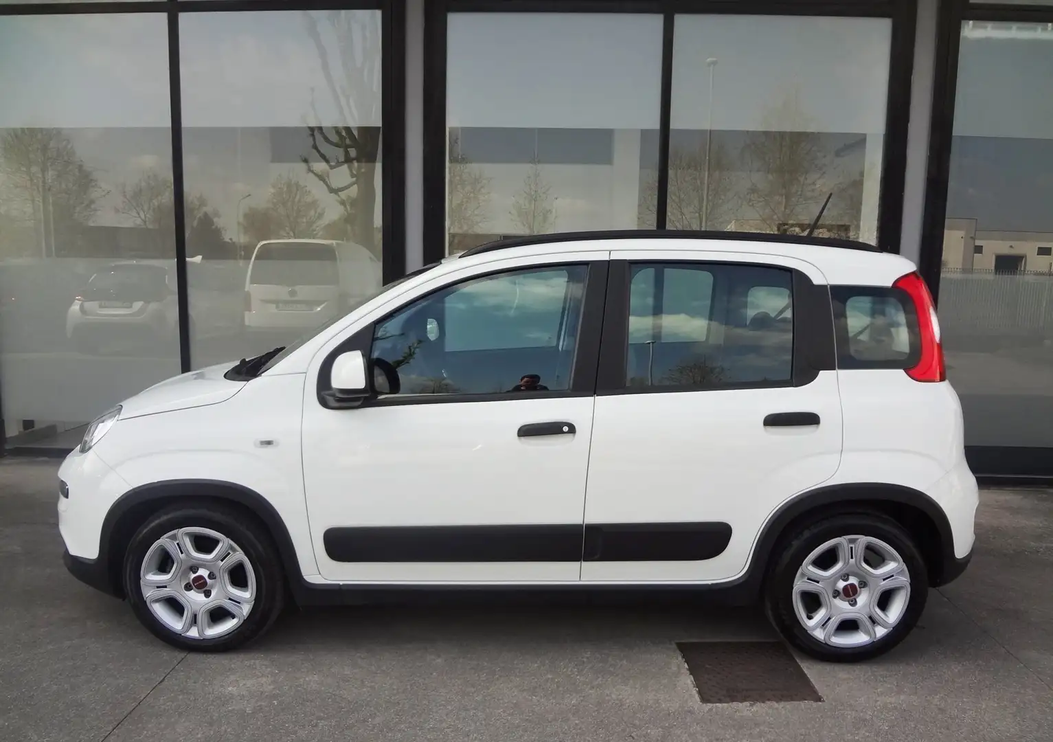 Fiat Panda 1.0 Hybrid City Life Batteria Nuova Tagliandata Bianco - 2
