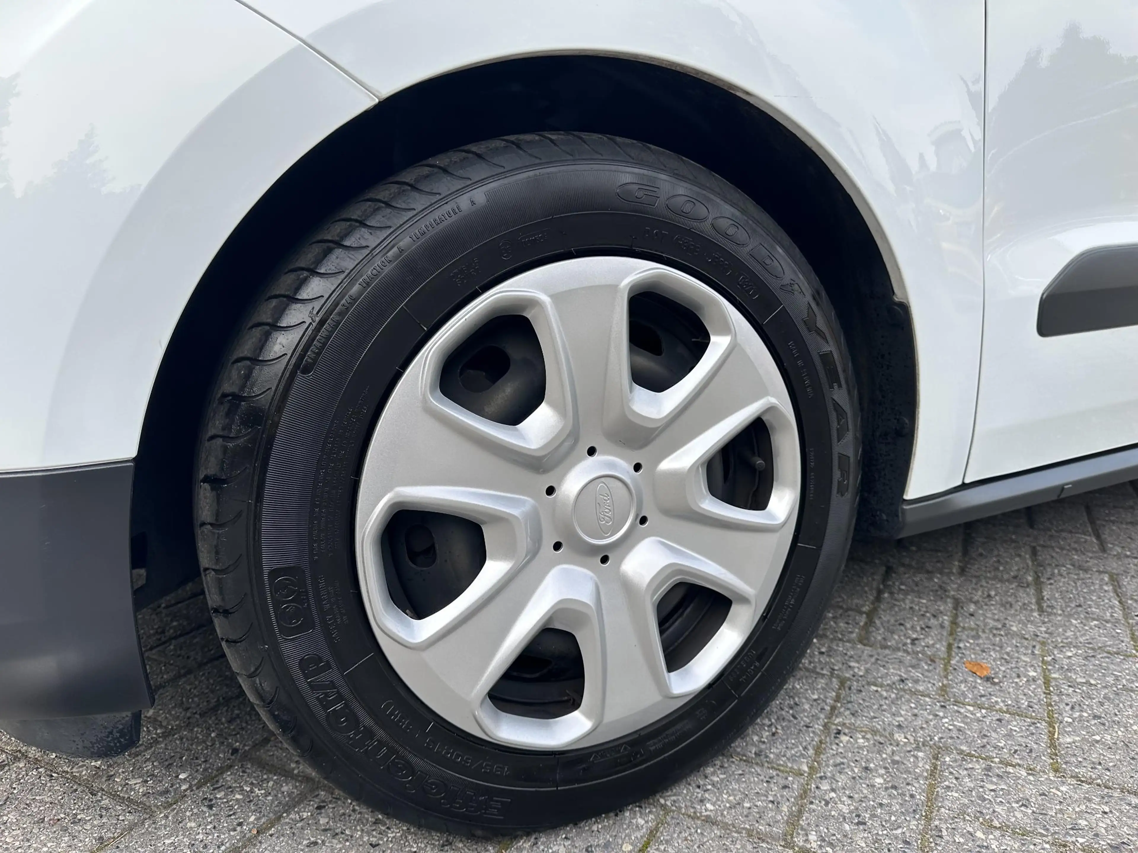 Ford Transit Courier 1.0 EcoBoost 100PK Trend NweDistributie|Navi|CarPl — photo 8