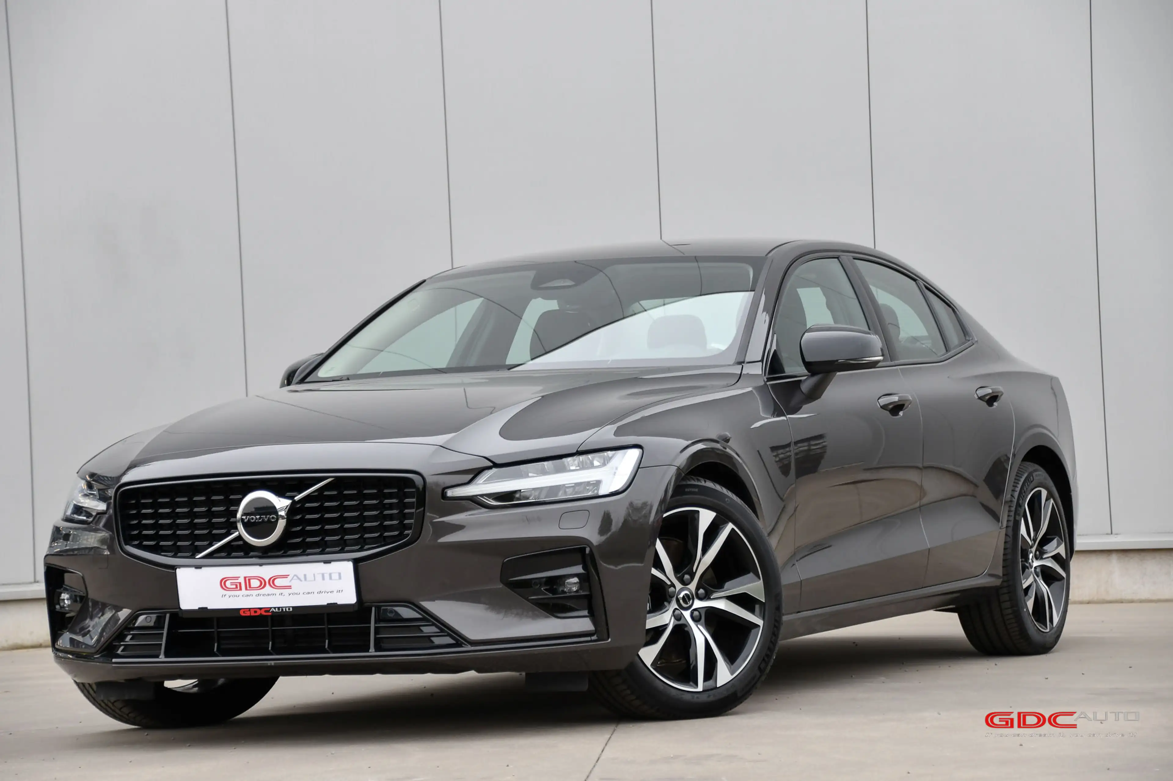 Volvo S60 S60 2.0 B4  Plus Bright — photo 2