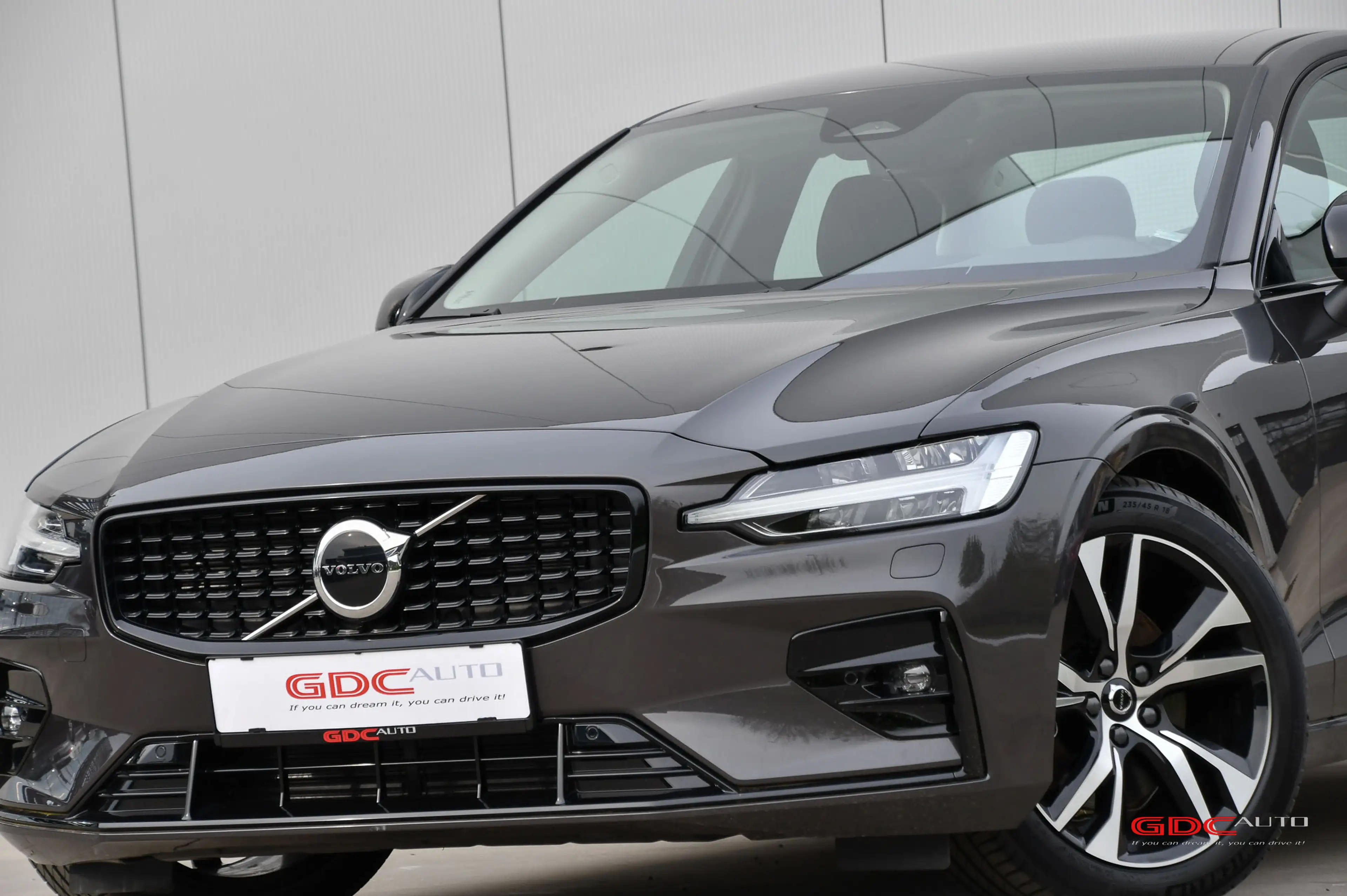 Volvo S60 S60 2.0 B4  Plus Bright — photo 7