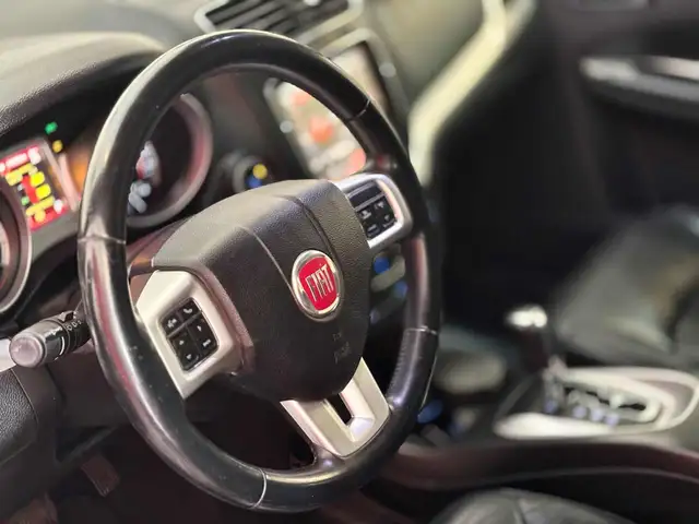Fiat Freemont view 10