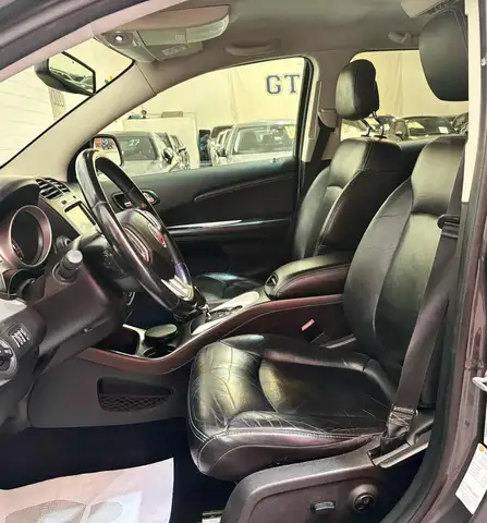 Fiat Freemont view 12
