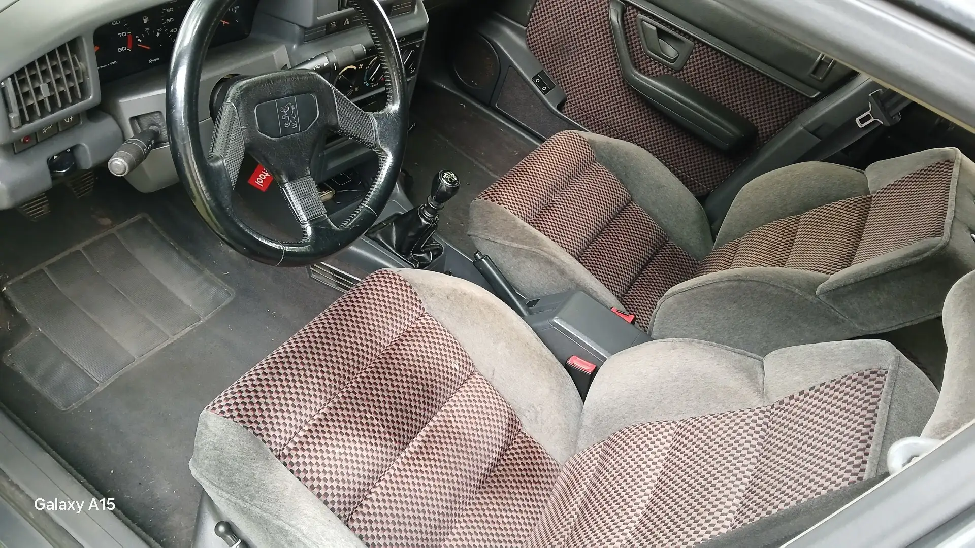 Peugeot 405 1.9 MI 16 - 1