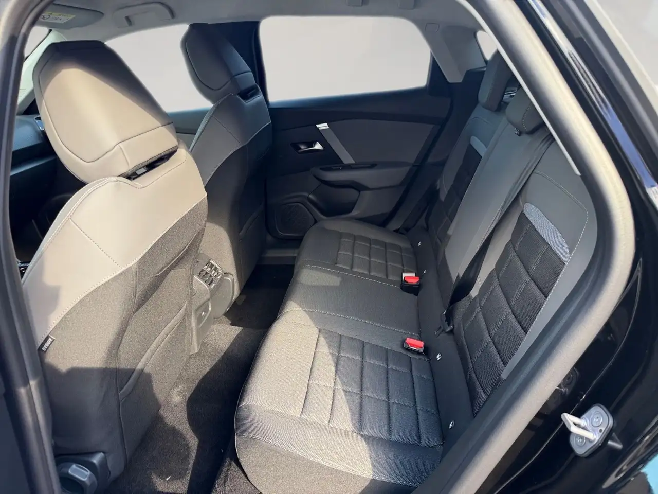 Citroen C4 Hybrid 145 Doppelkupplung Collection, миниатюра 11