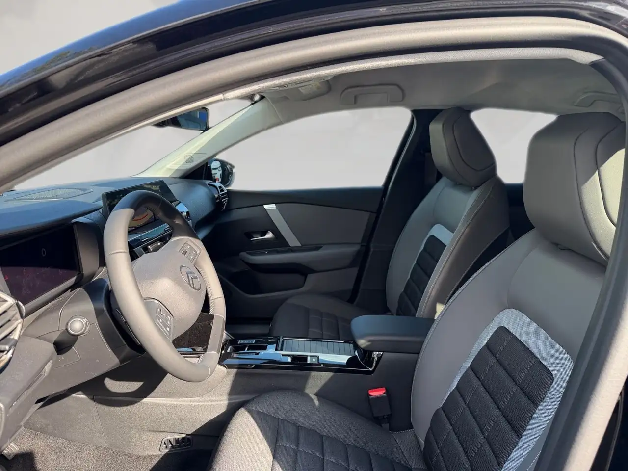 Citroen C4 Hybrid 145 Doppelkupplung Collection, миниатюра 7
