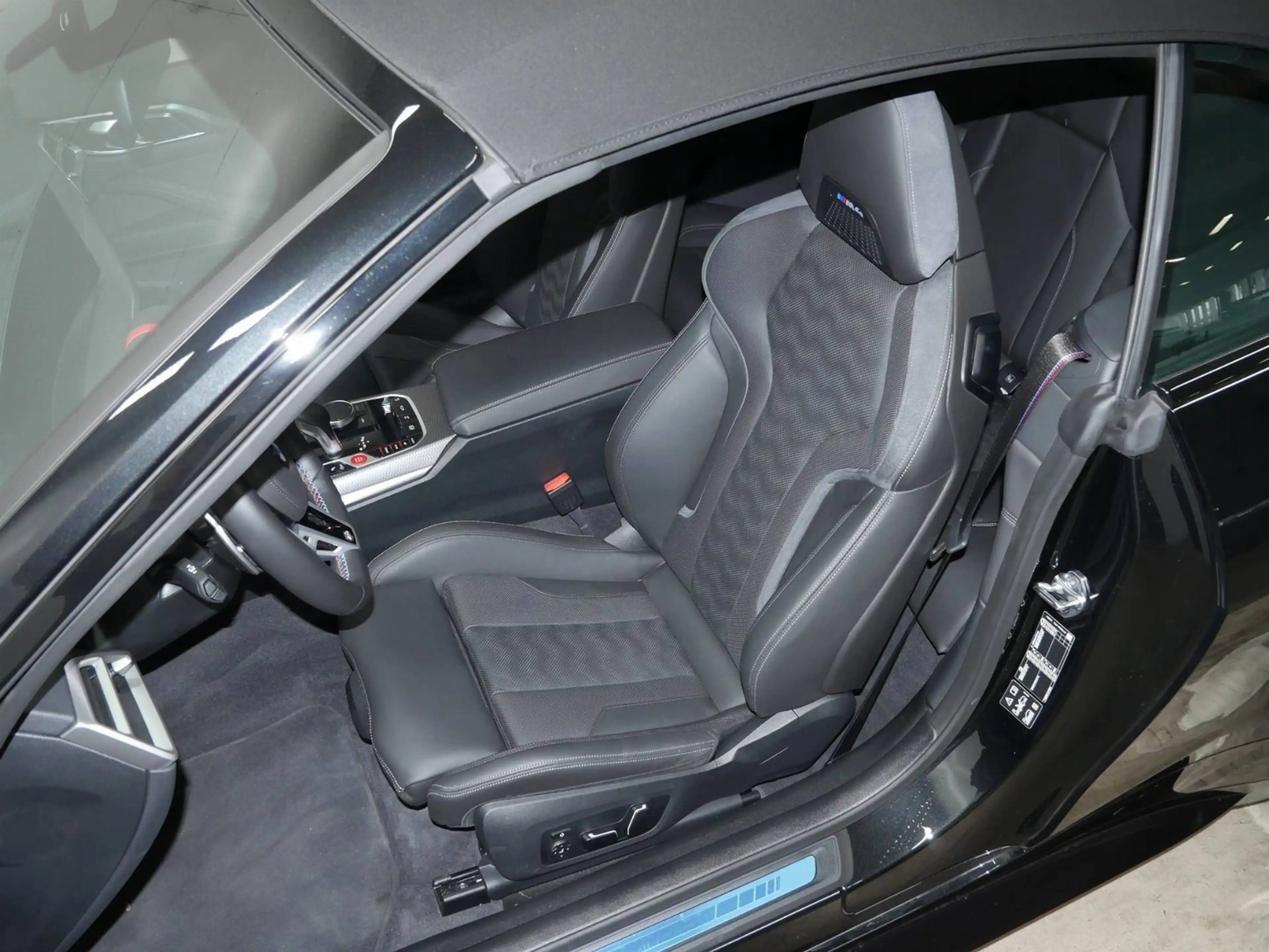 BMW M4 Competition M xDrive Cabrio HK HiFi DAB LED — photo 7