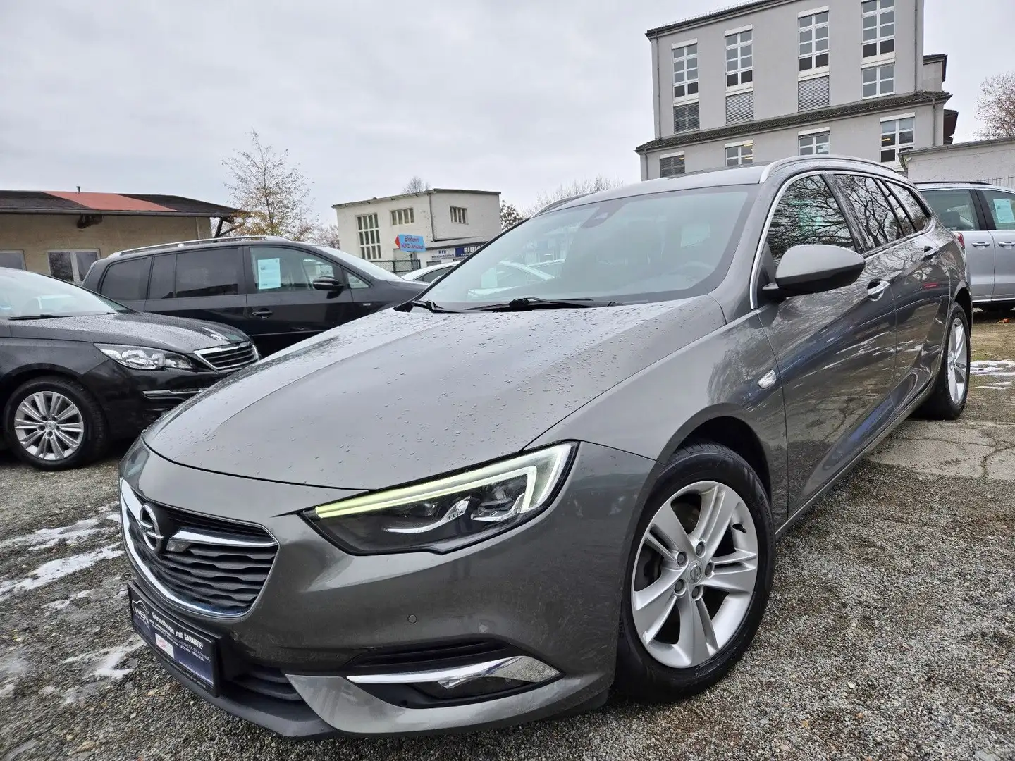 Opel Insignia B Sports Tourer Innovation Grau - 1