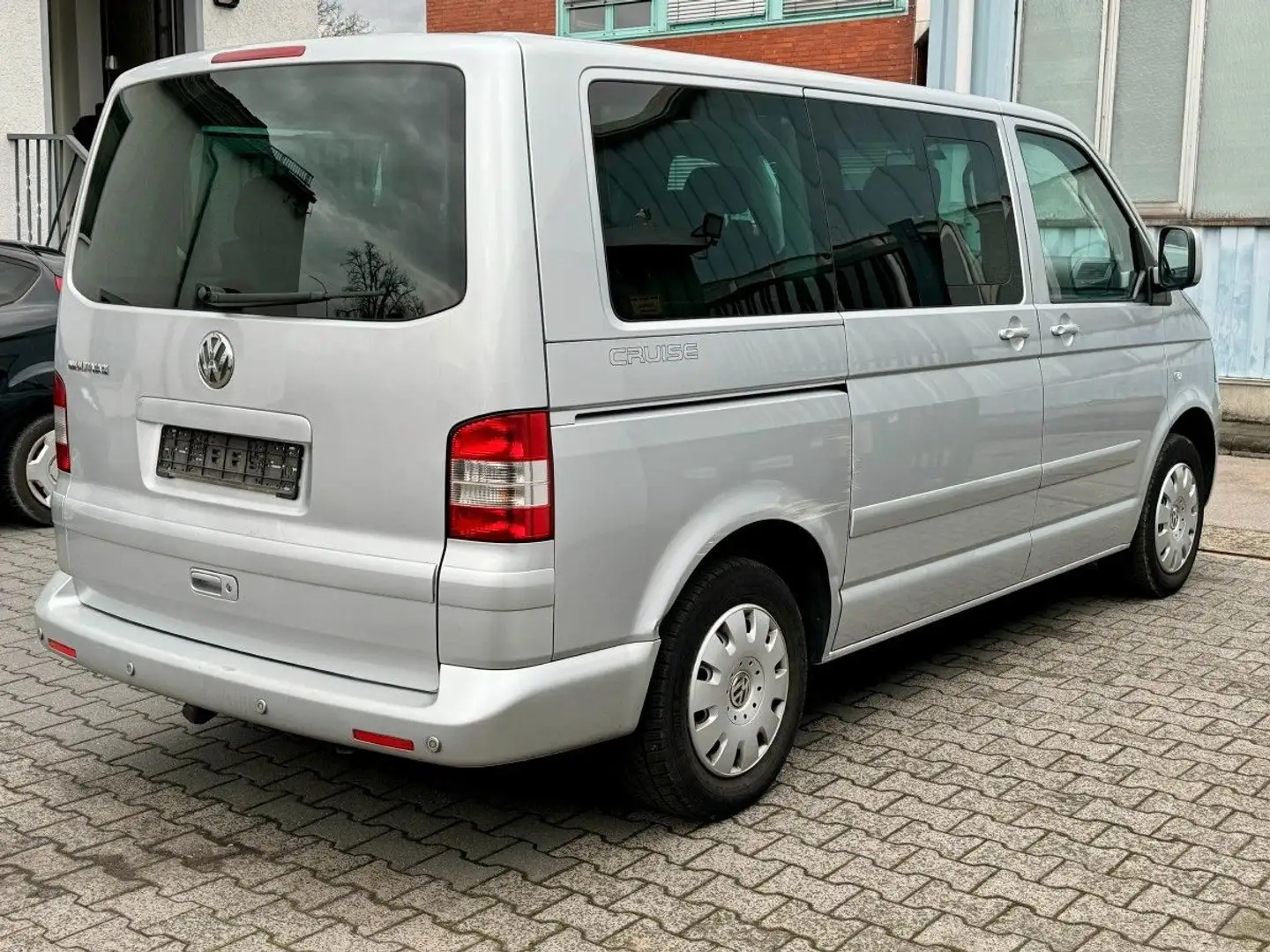 Volkswagen T5 Multivan T5 2.5 TDI Multivan Cruise +AHK+7-SITZER+NAVI+ Silber - 2