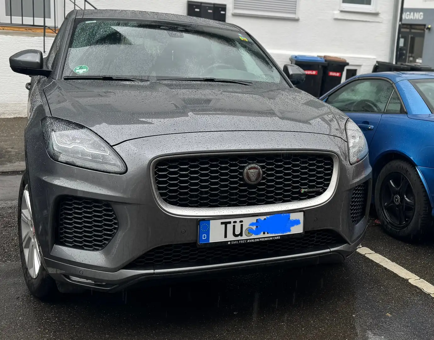Jaguar E-Pace E-Pace Diesel D150 AWD R-Dynamic S Grau - 1