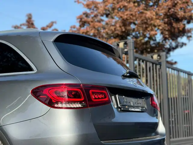 Mercedes-Benz GLC view 20