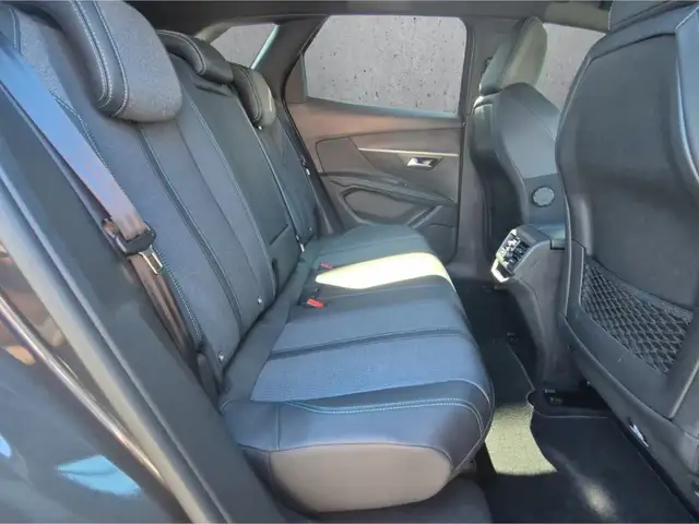 Peugeot 3008 view 14