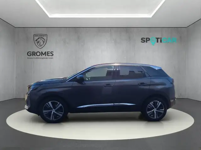 Peugeot 3008 view 6