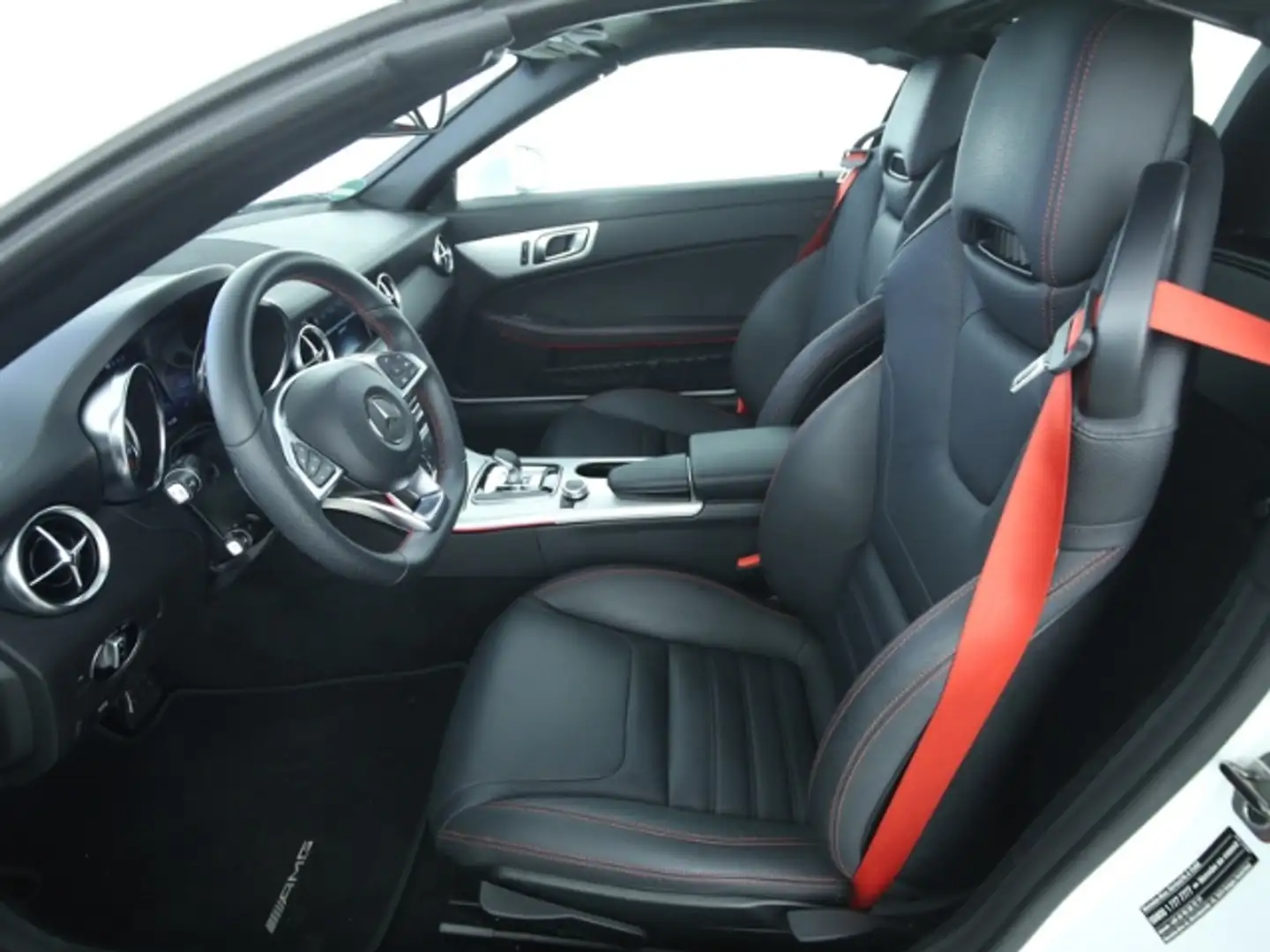 Mercedes-Benz SLC 200 AMG Line 9G-Tronic Distronic LED-ILS TWA Blanco - 2